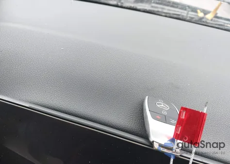 2024 Mercedes-Benz Glb 250 4Matic z USA, uszkodzony, nr VIN W1N4M4HB1RW358164